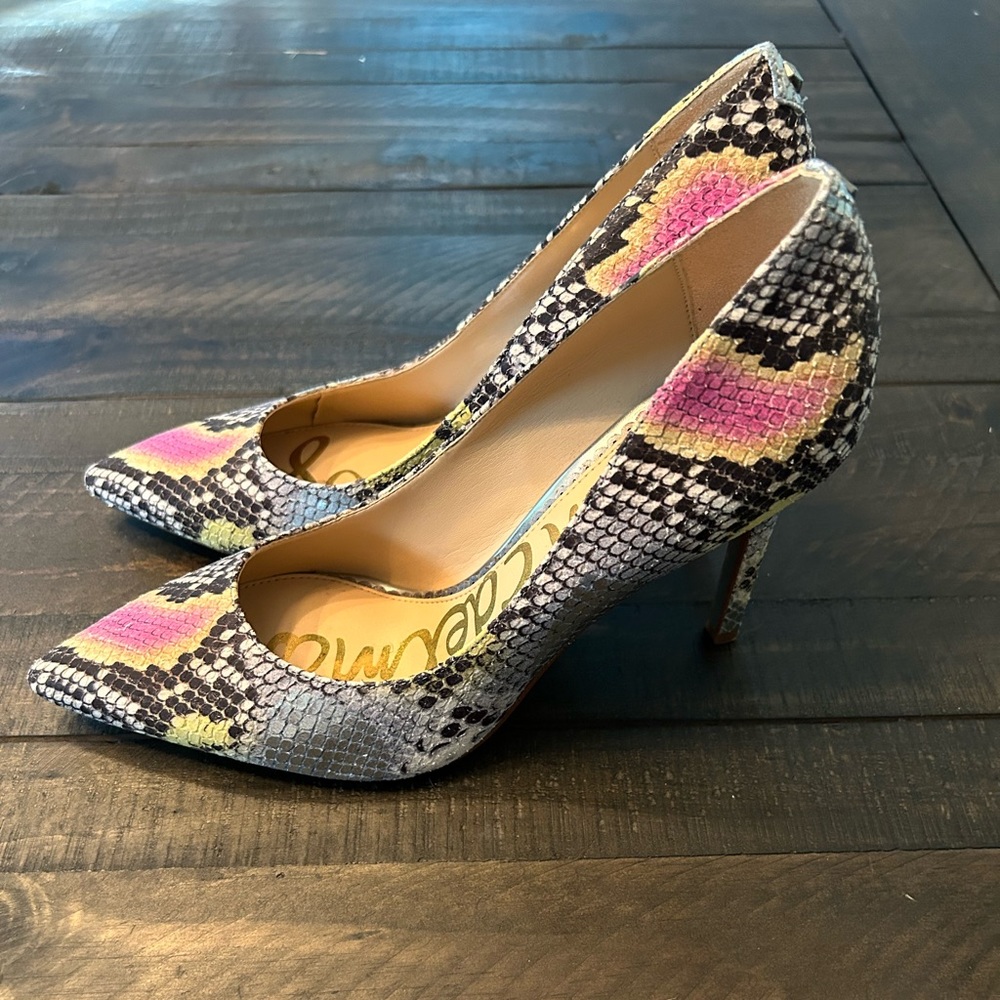 Sam Edelman Hazel Pointed Toe Stiletto Metallic Snake Print